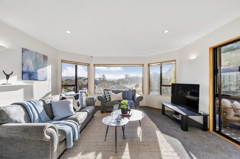 Photo of property in 15 Cavendish Square, Strathmore Park, Wellington, 6022