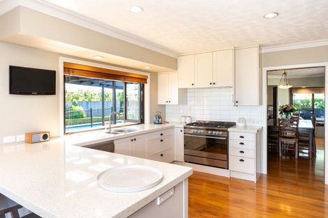 Photo of property in 92 Hill Road, Twyford, Hastings, 4175