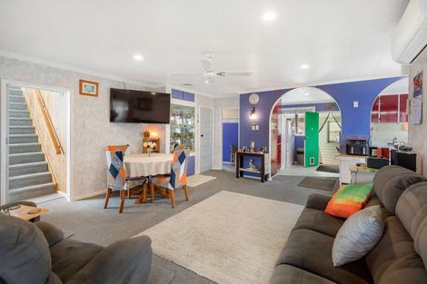 Photo of property in 7 Hunter Street, Dannevirke, 4930