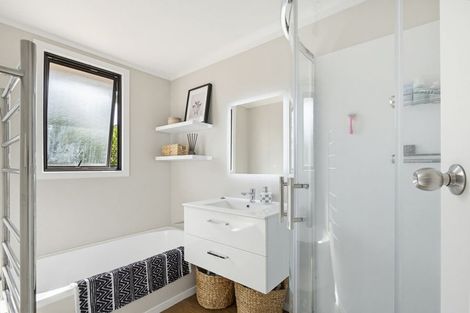 Photo of property in 2/342c Royal Road, Massey, Auckland, 0614