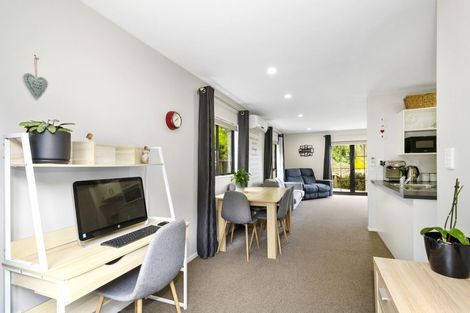 Photo of property in 3/25 Hollies Crescent, Johnsonville, Wellington, 6037