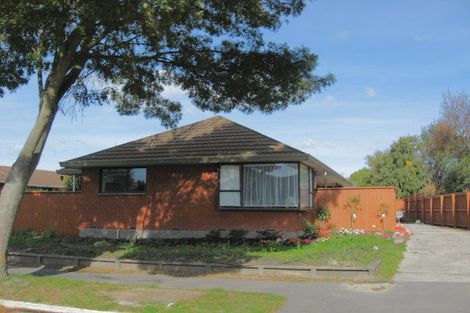 Photo of property in 15 Montclare Avenue, Ilam, Christchurch, 8041