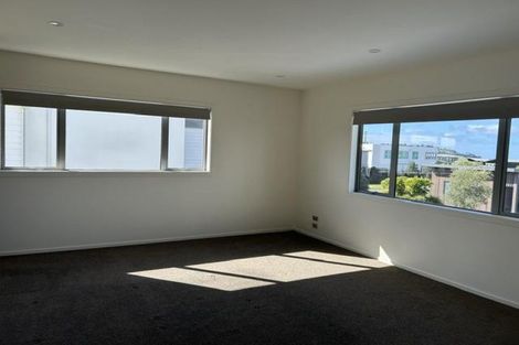 Photo of property in 12 Matariki Street, Omaha, 0986