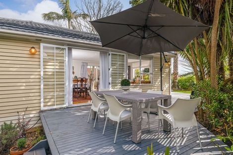 Photo of property in 4 Fifeshire Street, Belmont, Auckland, 0622