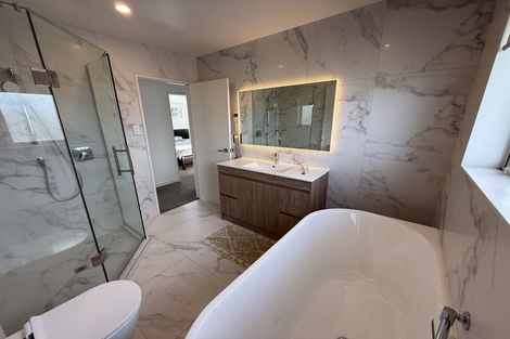Photo of property in 25 Reserva Crescent, Kumeu, 0810