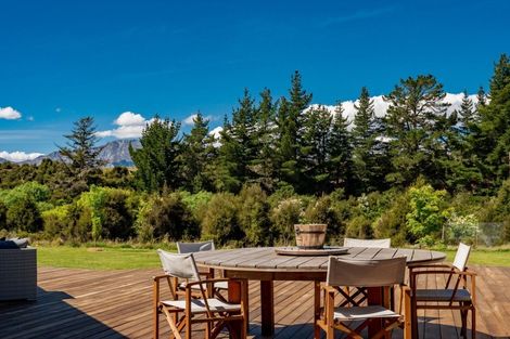 Photo of property in 136 Te Awa Road, Albert Town, Wanaka, 9382
