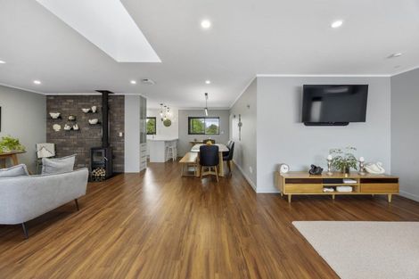 Photo of property in 7a Iwa-iti Street, Waitara, 4320