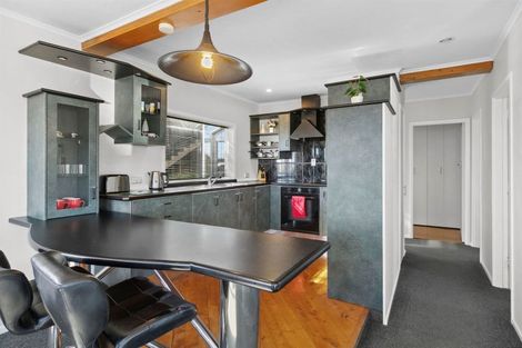 Photo of property in 2/422 Devon Street West, Lynmouth, New Plymouth, 4310