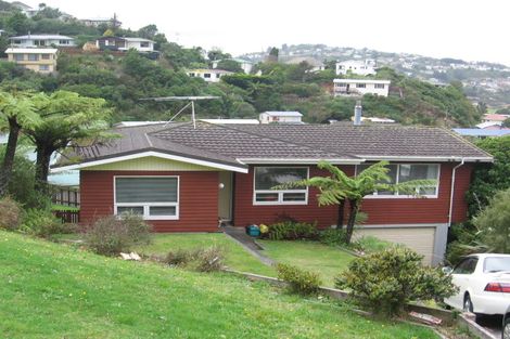 Photo of property in 124 Broderick Road, Johnsonville, Wellington, 6037