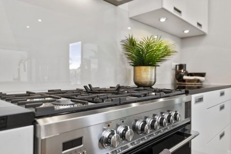 Photo of property in 28ag Carlton Mill Road, Merivale, Christchurch, 8014