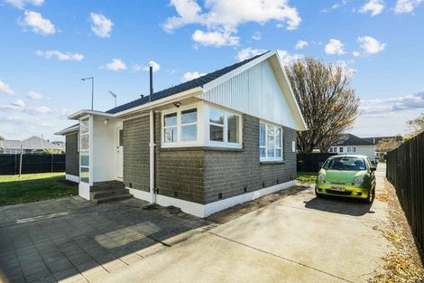 Photo of property in 61 Hillary Crescent, Upper Riccarton, Christchurch, 8041