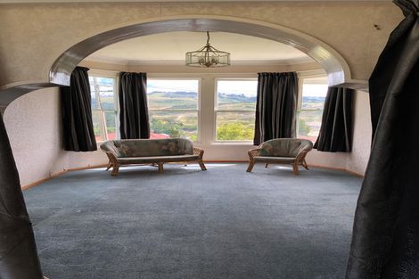 Photo of property in 35 Scotland Terrace, Green Island, Dunedin, 9018