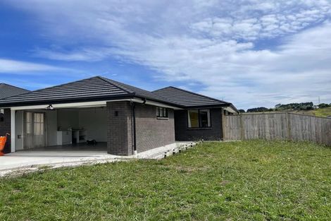 Photo of property in 4 James Elliot Way, Pokeno, 2402