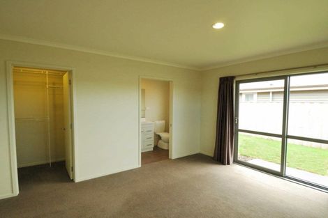 Photo of property in 6 Shilton Lane, Pegasus, 7612