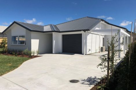 Photo of property in 31 Nellie Drive, Kumeu, 0810