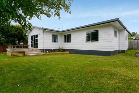 Photo of property in 35 Otupai Street, Two Mile Bay, Taupo, 3330