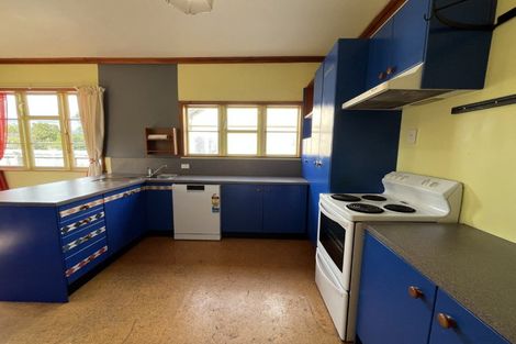 Photo of property in 220 College Street, West End, Palmerston North, 4412