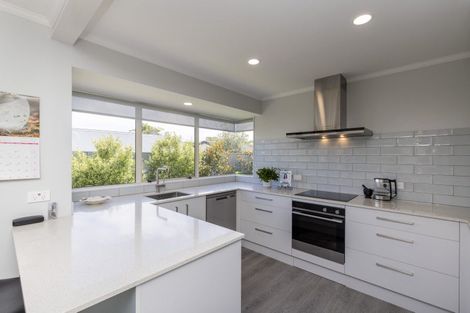 Photo of property in 5a Nathan Avenue, Paraparaumu Beach, Paraparaumu, 5032