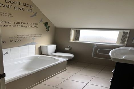 Photo of property in 14a Bracken Road, Newlands, Wellington, 6037