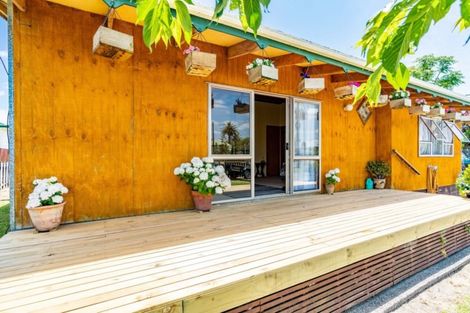 Photo of property in 6 Shoemaker Road, Waipu, 0510