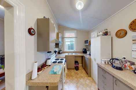 Photo of property in 80 Niblett Street, Whanganui, 4500