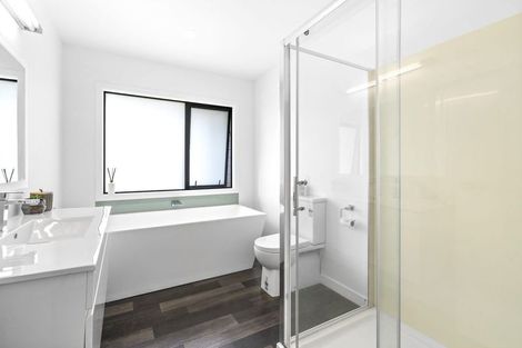 Photo of property in 9 Cory Jane Grove, Riverstone Terraces, Upper Hutt, 5018