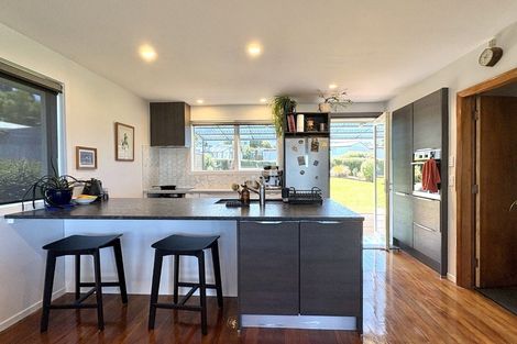 Photo of property in 25 Gilkison Street, Halfway Bush, Dunedin, 9010