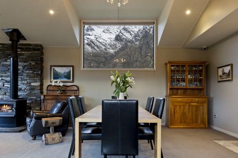 Photo of property in 8 Orford Drive, Jacks Point, Queenstown, 9371