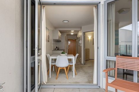 Photo of property in Anchorage Apartments, 221/36 Victoria Road, Mount Maunganui, 3116