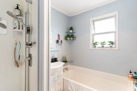 Photo of property in 97 Chichester Drive, Rosehill, Papakura, 2113