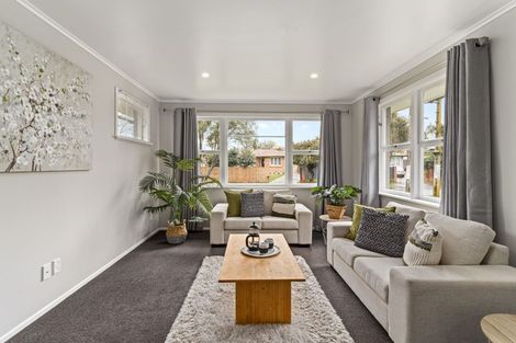 Photo of property in 8 Panair Crescent, Hillcrest, Hamilton, 3216