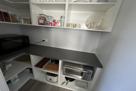 Photo of property in 79 Tabraham Crescent, Pyes Pa, Tauranga, 3112