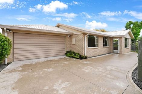 Photo of property in 2/8 Thistledown Place, Woolston, Christchurch, 8062