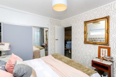 Photo of property in 11/75 Carrington Street, Lower Vogeltown, New Plymouth, 4310