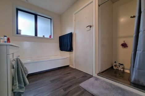 Photo of property in 135 Avonhead Road, Avonhead, Christchurch, 8042