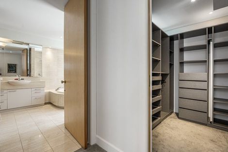 Photo of property in 10b Paritai Drive, Orakei, Auckland, 1071