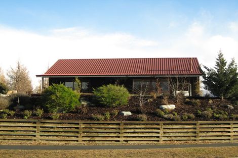 Photo of property in 2 Waenga Drive, Cromwell, 9310