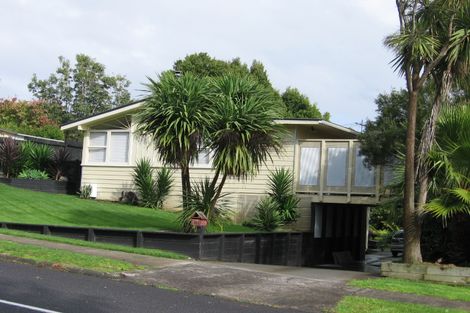 Photo of property in 24 Robbies Road, Shelly Park, Auckland, 2014