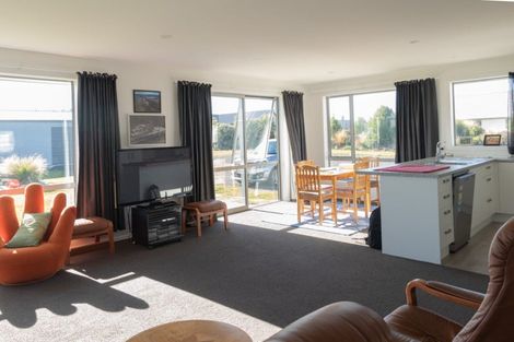 Photo of property in 17 Majestic Chance, Seaward Bush, Invercargill, 9812