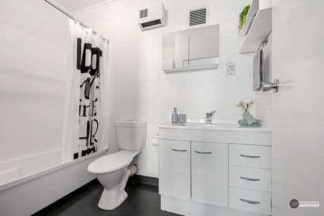 Photo of property in Hobson Court Flats, 47/70 Hobson Street, Thorndon, Wellington, 6011