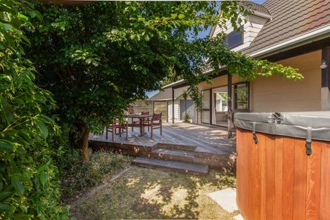 Photo of property in 17 Cedar Road, Te Awanga, 4102