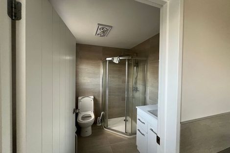 Photo of property in 9 Waterview Road, Favona, Auckland, 2024