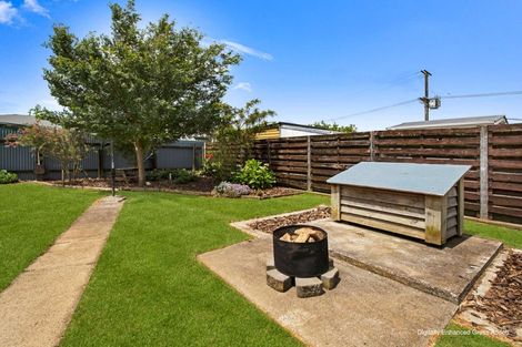 Photo of property in 11 Bovis Street, Shannon, 4821