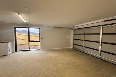 Photo of property in 33 Coptic Terrace, Pokeno, 2402