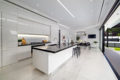 Photo of property in 31 Waiwetu Street, Fendalton, Christchurch, 8052