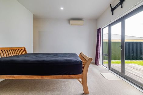 Photo of property in 14 Stewart Crescent, Hokowhitu, Palmerston North, 4410