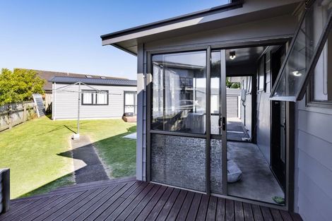 Photo of property in 15 Wilson Road, Opunake, 4616