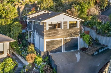 Photo of property in 11 Roseneath Place, Cashmere, Christchurch, 8022