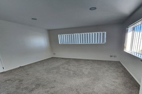 Photo of property in 74a Thompson Terrace, Manurewa, Auckland, 2102