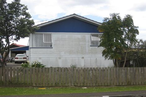 Photo of property in 6 Naomi Place, Manurewa, Auckland, 2102